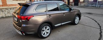 Mitsubishi Outlander, 2.0iMIVECAUTOMAT4x41ČR7míst - 4
