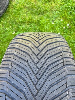 Prodám 2ks Michelin CrossClimate - 4