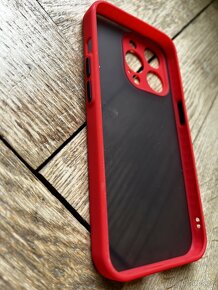 kryt na Apple iPhone 15Pro - 4