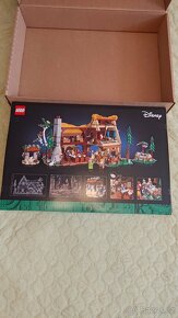 LEGO Lego 43242  Chaloupka Sněhurky a sedmi trpaslíků - 4