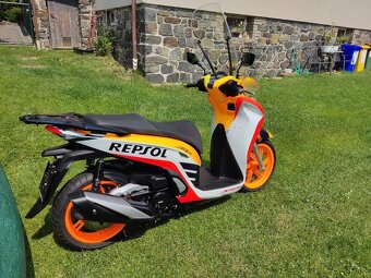 Honda SH 350 i REPSOL Limited edition (2022) po servisu - 4
