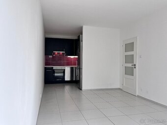 Byt 2+kk, 42,5 m2, Jince - klidná čtvrť Zborovská - 4