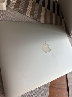 Apple MacBook Air - 4