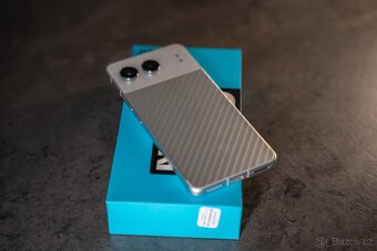 Prodám OnePlus Nord 4 5G 16GB/512GB Mercurial Silver, záruka - 4