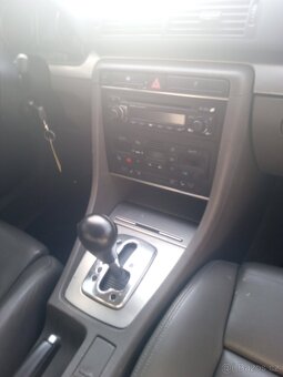 Prodám Audi A4 162kw 4x4 na díly - 4