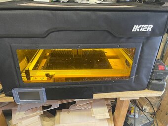 Laser ikier K1 Ultra+ R2 otočný nástavec a odsávací box - 4