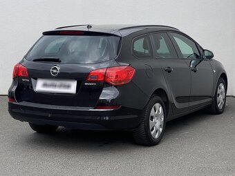 Opel Astra 1.4i , 74 kW benzín, 2012 - 4
