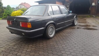 Bmw E30 318i/A - 4