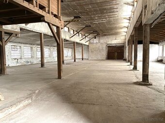 35 min od Prahy, 520 m² skladové prostory - 4