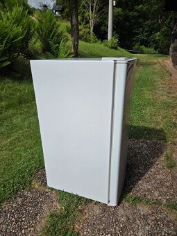 Lednice s mrazící přihrádkou 92L - 4