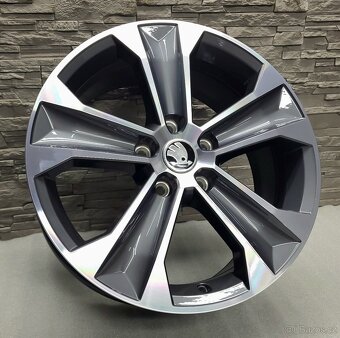 17" Originál Seat Ateca 5x112 Karoq T-roc - 4