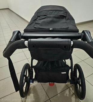 Sportovni kocarek Thule Urban Glide 2 a lyzi - 4