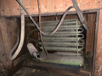 Historická lednička 1930–1950 - 4