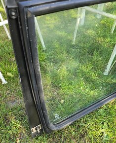 Bmw e30 coupe boční okna - 4