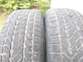 Pneu 265/70 R17 - 4