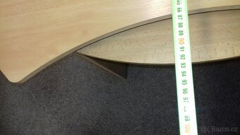 Počítačový stůl - 4