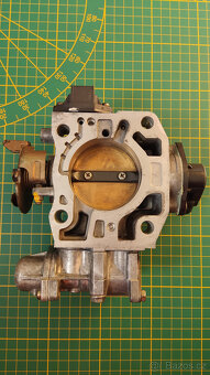 škrtící klapka Honda CR-V 1 - 4