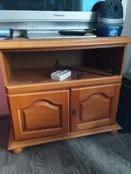 Skříně z masivu - 4