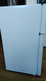 Malá lednice s mrazákem - 4