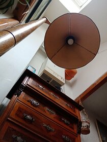 Originální stará dřevěná lampa. - 4