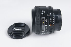 Nikon 24 mm f/2,8 AF NIKKOR D - 4