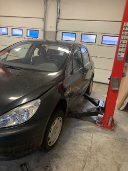 Peugeot 307 1.6 16V - díly - 4