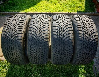 Nokian Tyres WR Snowproof 215/55 R17 98H - 4