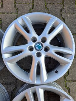 Alu kola R16 5x100 originál Škoda - 4