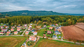 Prodej stavebního pozemku 1.352m2 v obci Těškov, okr.Rokycan - 4