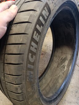 245/40 r19 Michelin pilot - 4