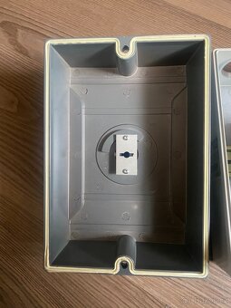 Spínač trojpólový KSE 380 TPN - 4
