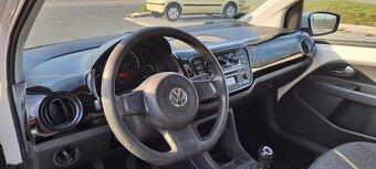 Volkswagen UP - 4