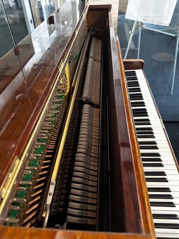 Piano Rösler - 4