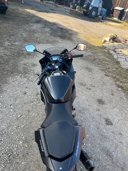 Honda CBR500R - 4