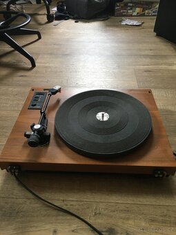 Gramofon Tesla NC 452 - 4