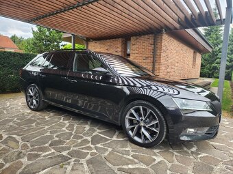 Škoda Superb 2.0TSI 200kW Sportline - 4
