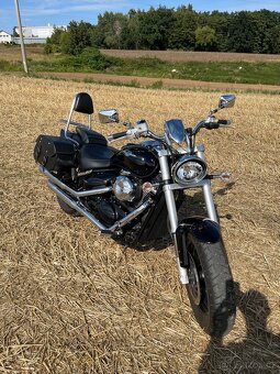 SUZUKI INTRUDER M800 - 4