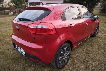 Kia Rio 1.25, 62 kW, benzín - 4
