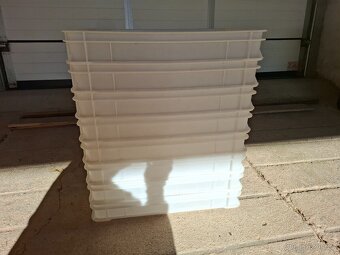 Plastové přepravky potravinářské. - 4