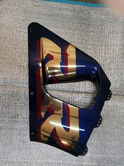 Honda CBR 900 RR - 4