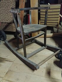 Stará houpací židle - 4