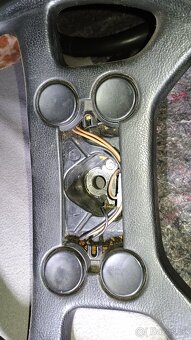 Prodám volant golf MK1 zachovalý - 4