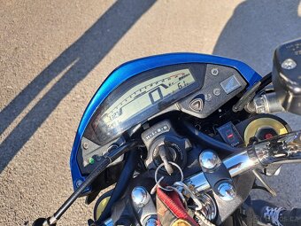 Honda hornet - 4