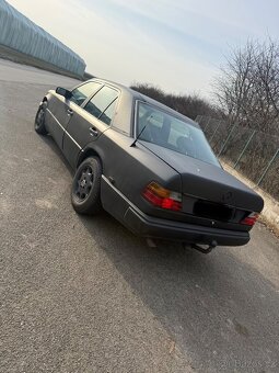 Mercedes W124 200d sedan 1991 - 4