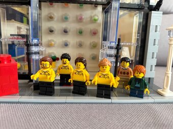 LEGO Bricklink 910009 Modular LEGO Store - Z VÝSTAVKY - 4