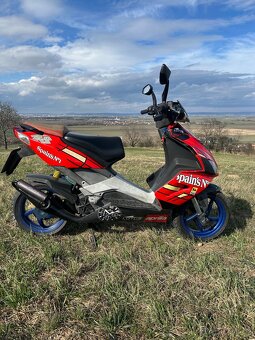 Aprilia sr 50 - 4