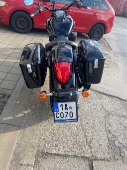 Suzuki Intruder C800 - 4