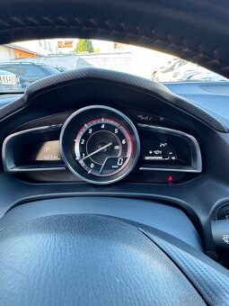 Mazda 3, 2.2D automat kůže Ojeté, 6/2014, 156 302 km 199 990 - 4
