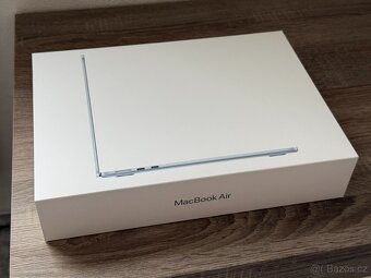 Macbook Apple M4 chip 16GB LPDDR5 RAM 256GB NOVÝ - 4