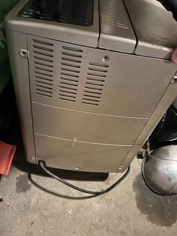 DELONGHI MAGNIFICANT NA DÍLY - 4